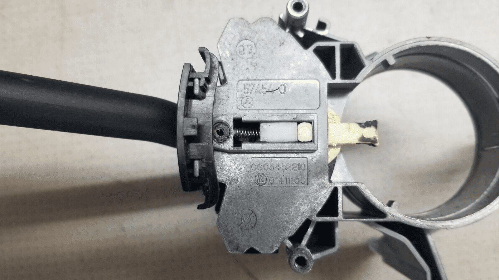 MERCEDES BENZ WIPER AND INDICATOR STALK A0005452210 - Image 4