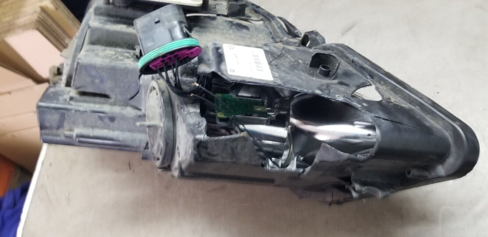 Mercedes E-Class C207 2011-2013 Xenon Adaptive Headlight Headlamp Rh/ Damaged |O - Image 7