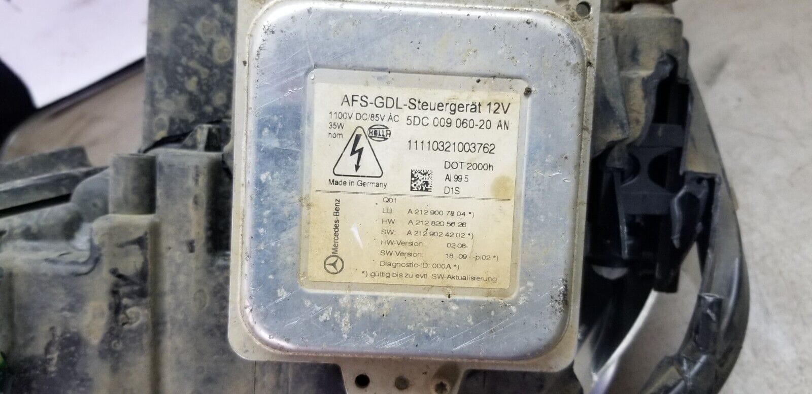 Mercedes E-Class C207 2011-2013 Xenon Adaptive Headlight Headlamp Rh/ Damaged |O - Image 9