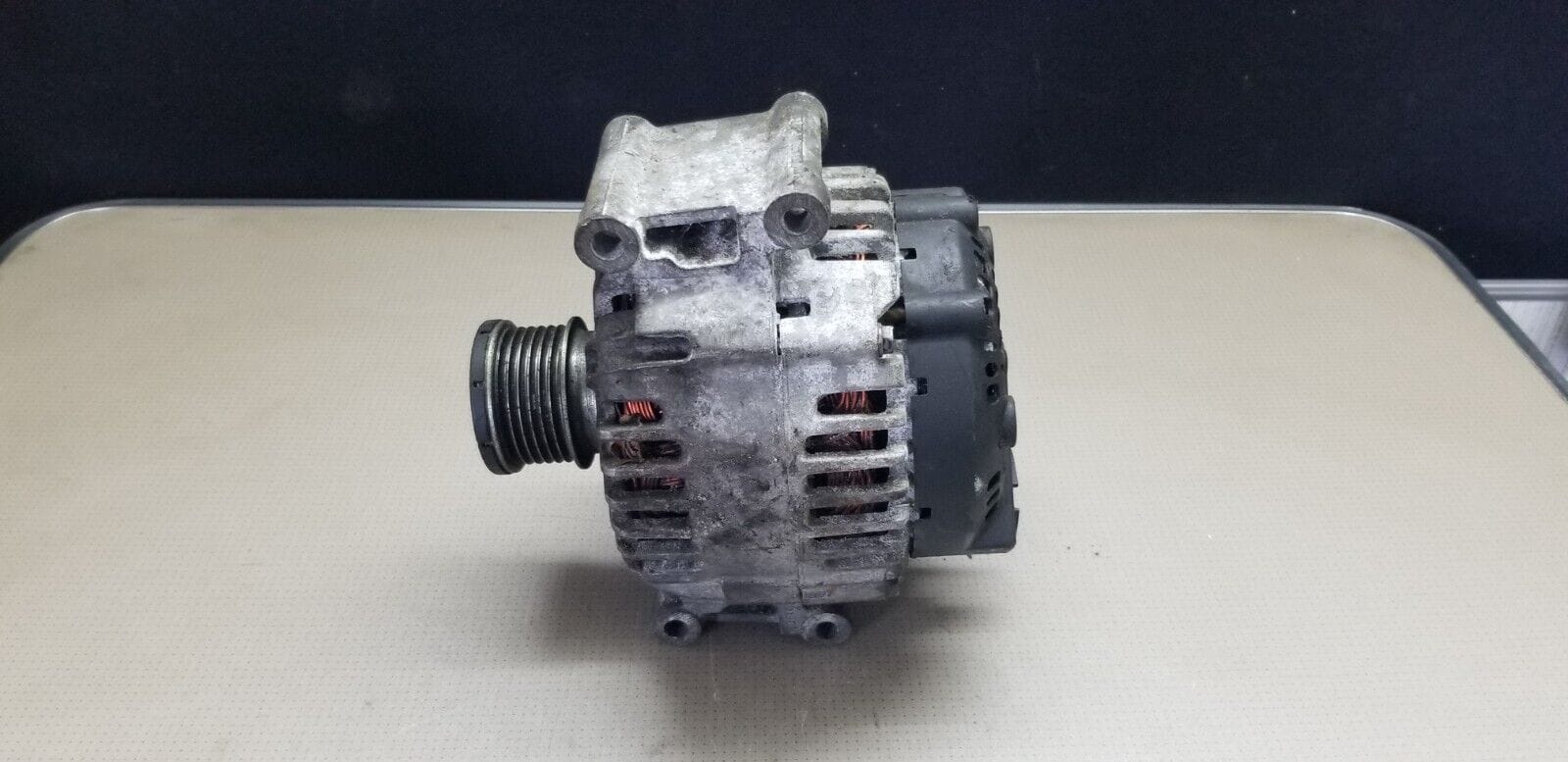 Mercedes Benz E Class C207 W207 2.1 Cdi Alternator Generator A0141541102 |O