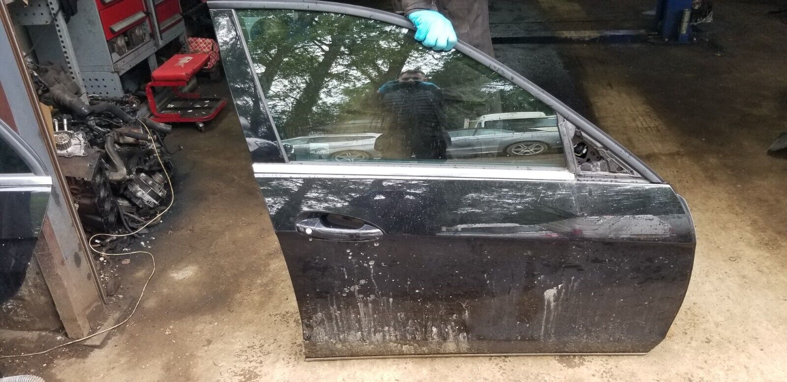 MERCEDES E CLASS FRONT DOOR RIGHT DRIVERS SIDE IN BLACK SALOON W212 2015