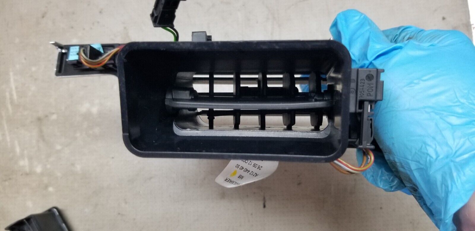 MERCEDES E CLASS W212 13-16 DRIVERS FRONT RIGHT DASHBOARD AIR VENT - Image 5