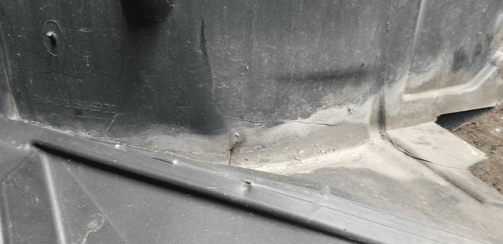 MERCEDES E CLASS W212 SPLASH GUARD LINER FRONT RIGHT A2126906930 2015 - Image 3