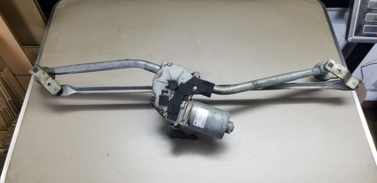 MERCEDES SPRINTER 13-ON WIPER MOTOR AND LINKAGE A9068200140