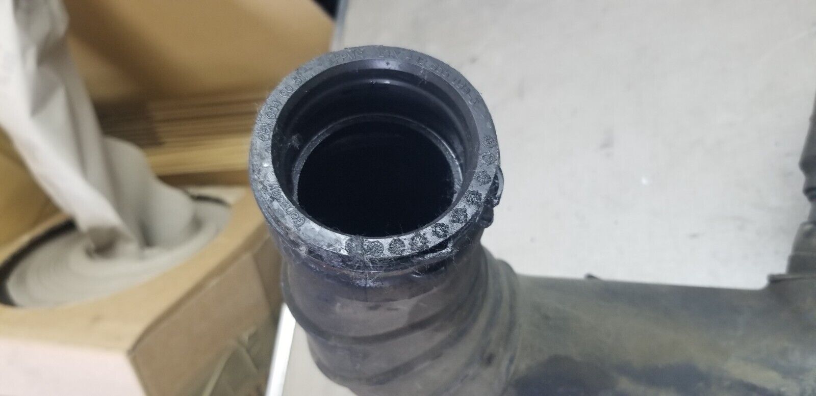 MERCEDES SPRINTER AIR INTAKE PIPE 2.1 DIESEL A9065281724 W906 2015 - Image 4