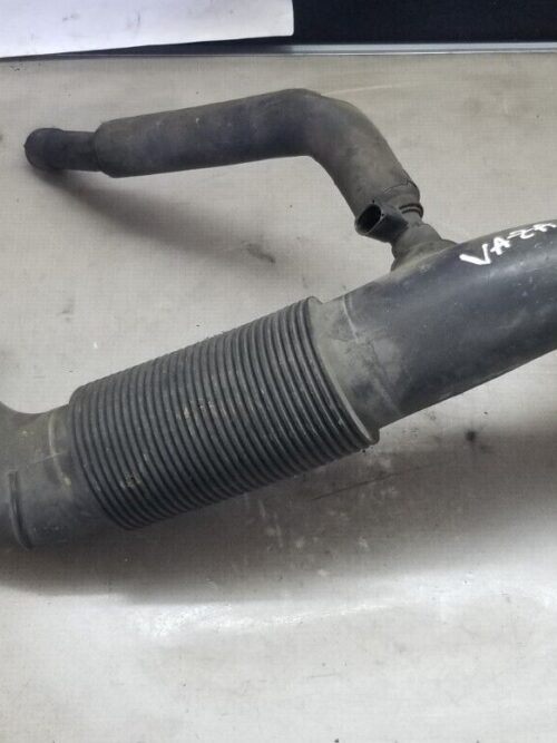 MERCEDES SPRINTER AIR INTAKE PIPE 2.1 DIESEL A9065281724 W906 2015