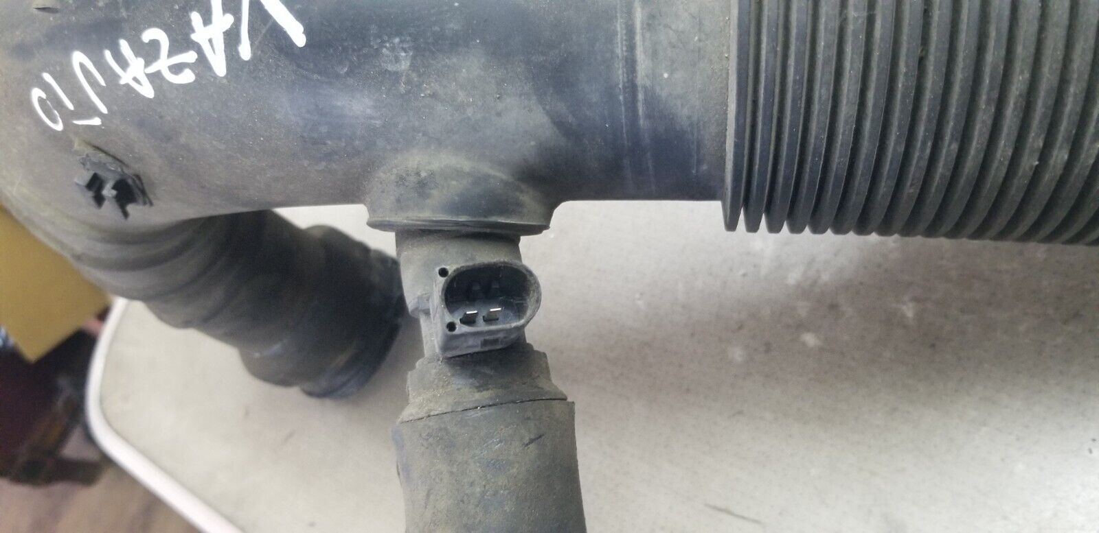 MERCEDES SPRINTER AIR INTAKE PIPE 2.1 DIESEL A9065281724 W906 2015 - Image 7