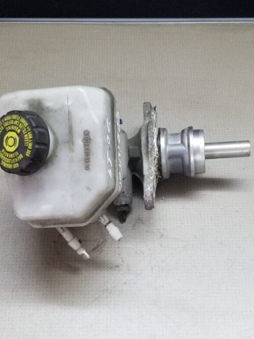 MERCEDES SPRINTER BRAKE MASTER CYLINDER A0024315202 W906 2.1L DSL 2014