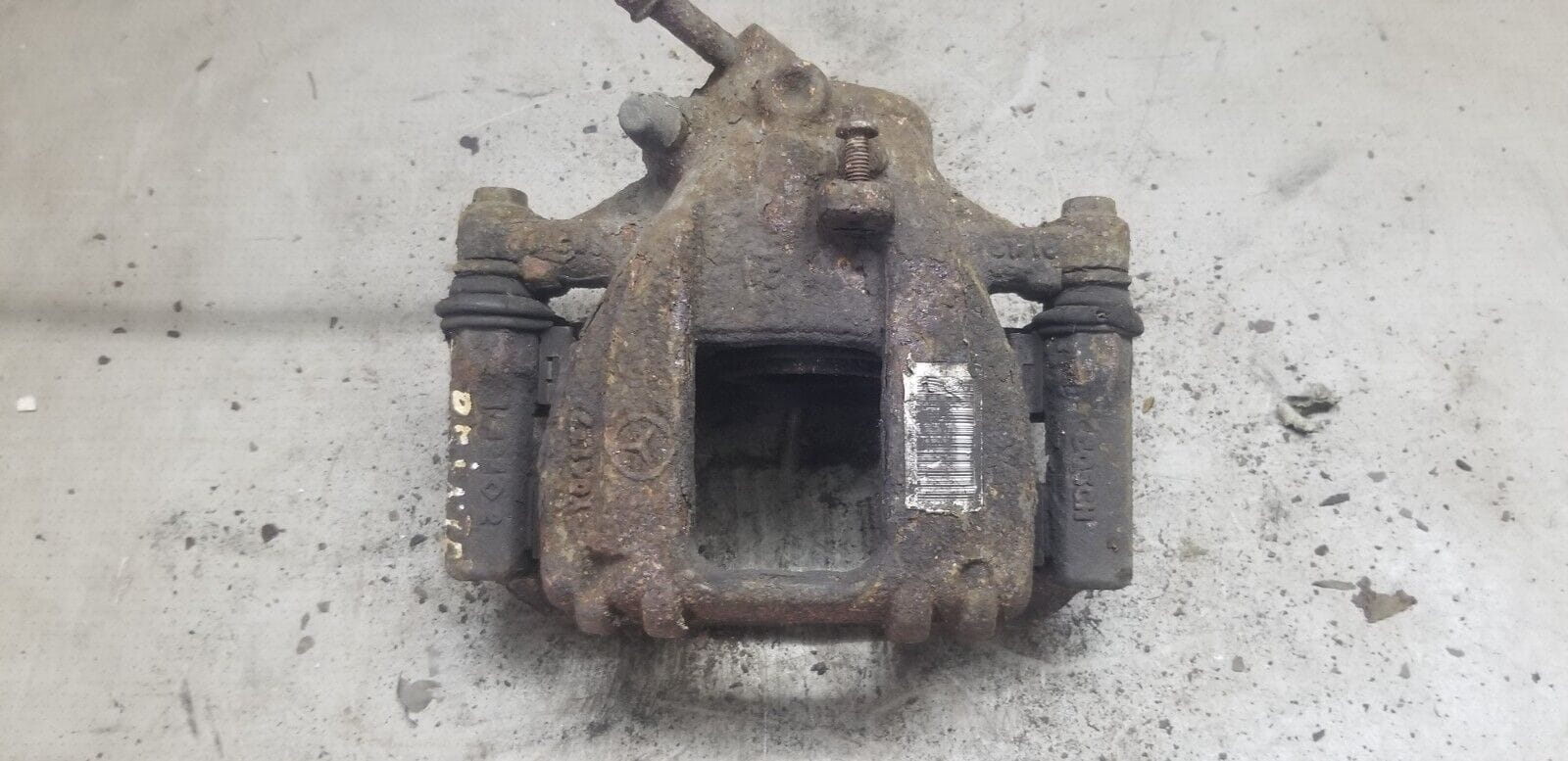 Mercedes Sprinter 2006 - 2016 Driver Right Off Side Rear Brake Caliper - Image 3