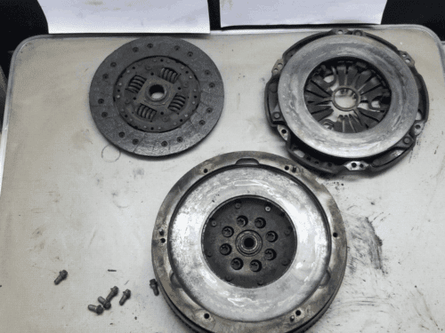 Mercedes Benz Sprinter Flywheel Clutch Kit A0232500201 W906 2.1L 2013 |O