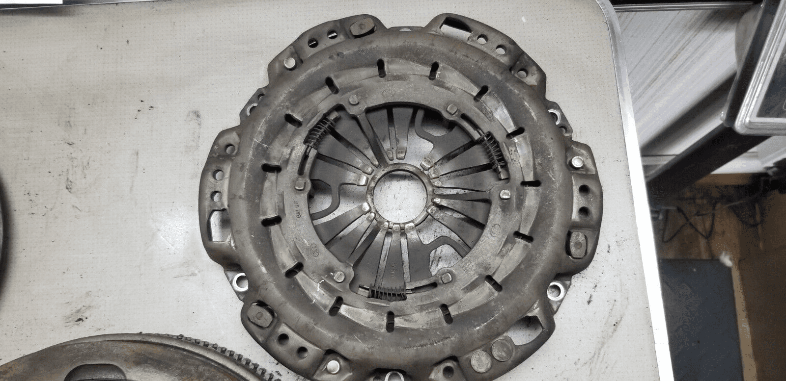 Mercedes Benz Sprinter Flywheel Clutch Kit A0232500201 W906 2.1L 2013 |O - Image 7