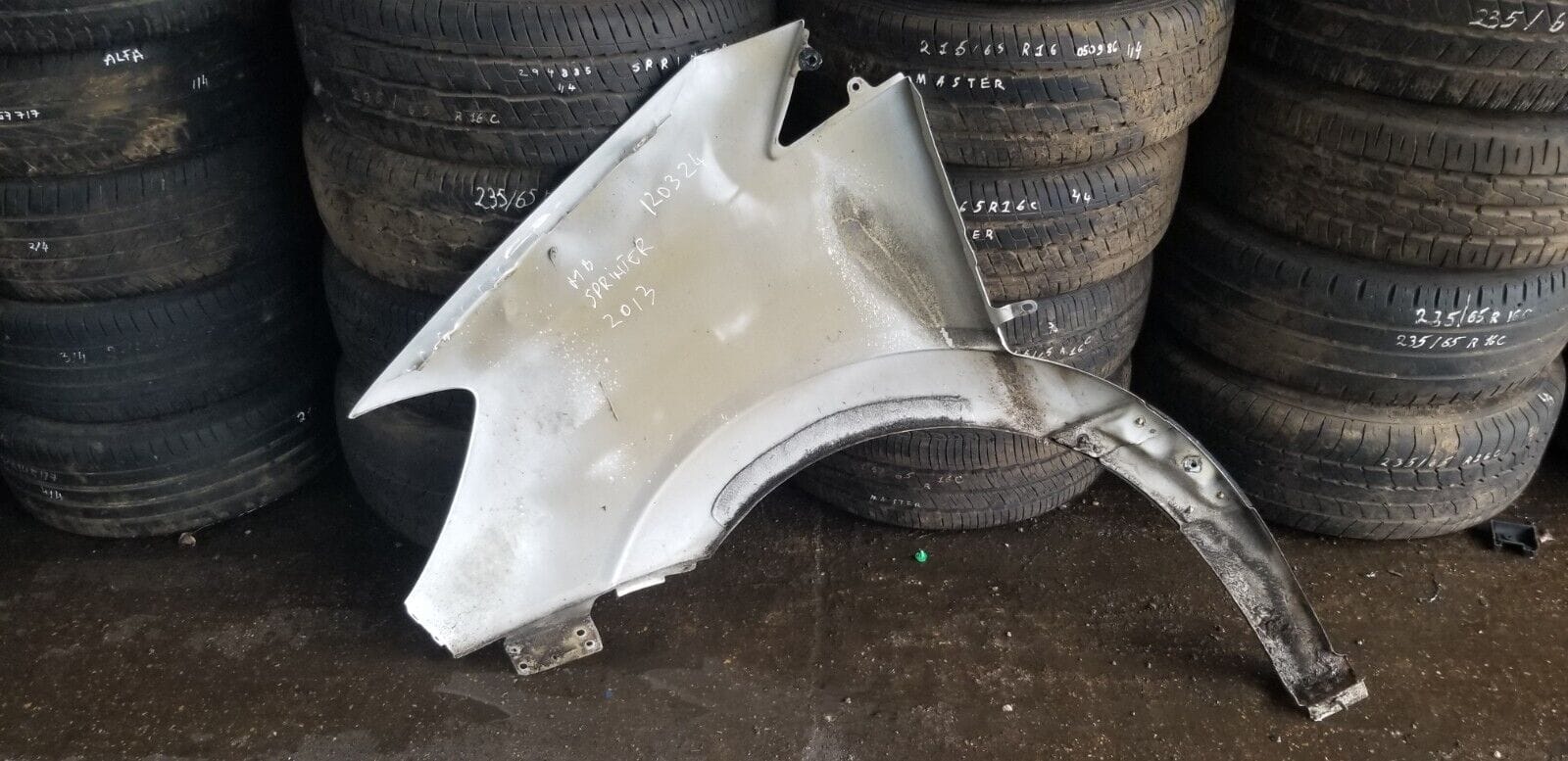 Mercedes Sprinter W906 2.1 Front Driver Side White Wing 2007-2013 - Image 4