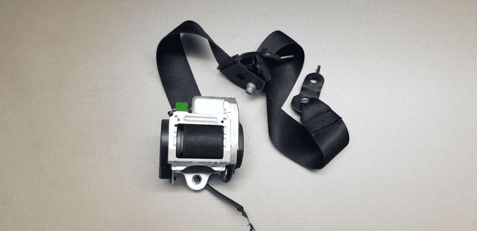 MERCEDES SPRINTER W906 FRONT RIGHT O/S/F SEAT BELT A9068600485 - Image 4