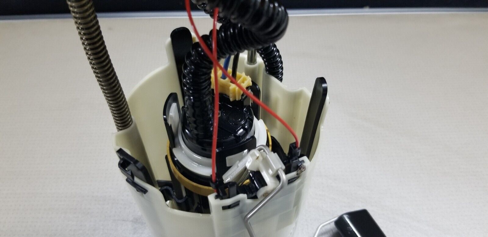 MERCEDES SPRINTER W906 IN TANK FUEL PUMP 2014 A9064705894 - Image 4