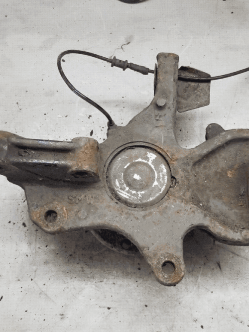 Mercedes Benz Sprinter Wheel Hub Passenger Front Left 2.1L Diesel W906 2014