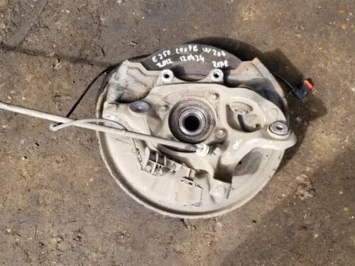 Mercedes E Class C207 E250 2.1 CDI Rear Wheel Hub Driver Side