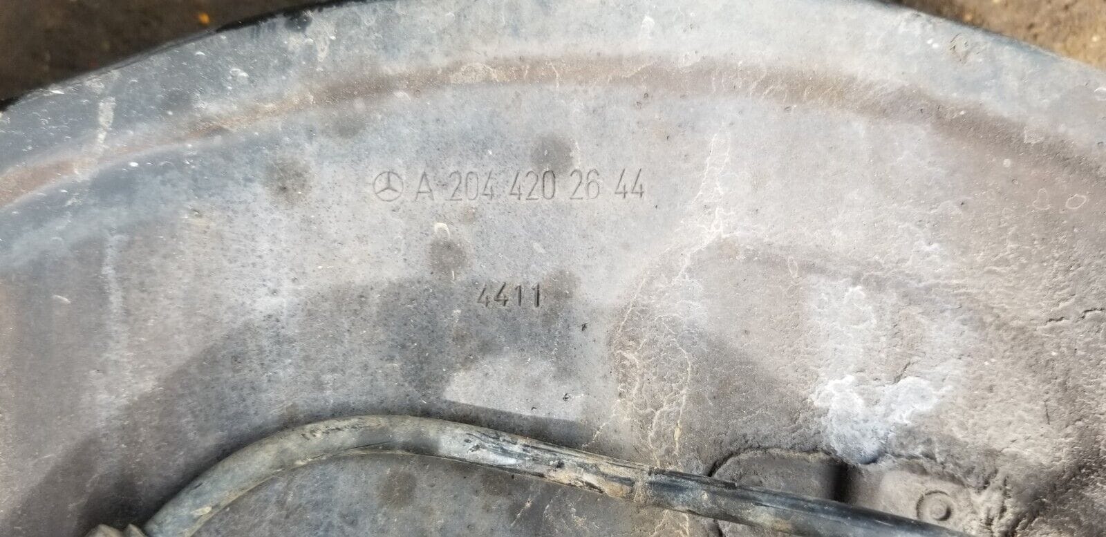 Mercedes E Class C207 E250 2.2 CDI Front Wheel Hub Driver Side |O - Image 3