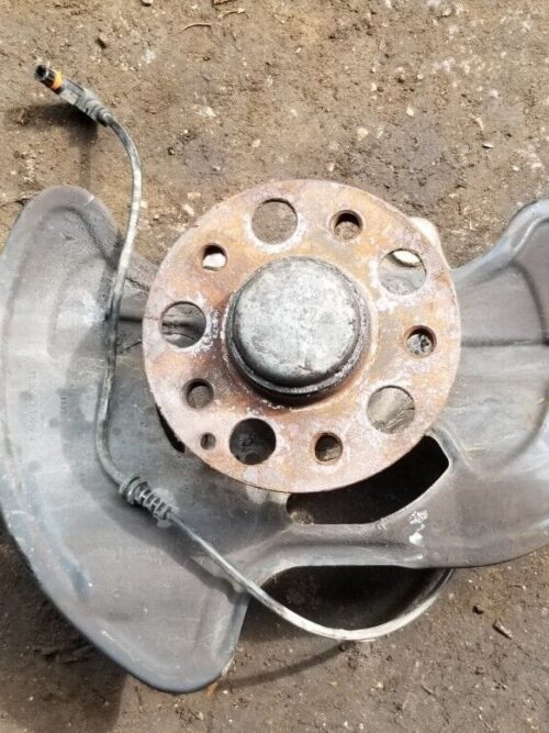Mercedes E Class C207 E250 2.2 CDI Front Wheel Hub Driver Side |O