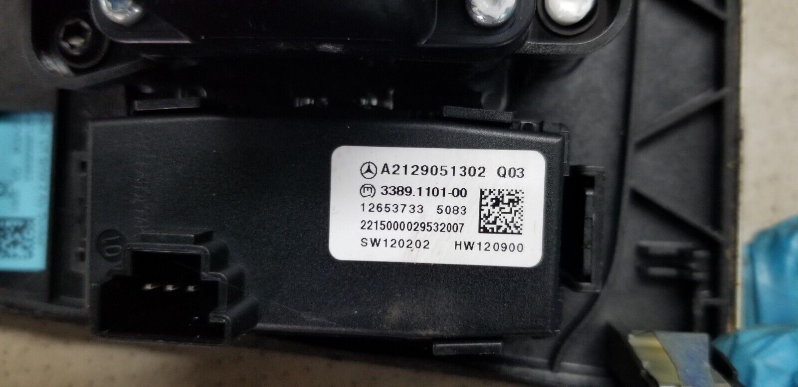 Mercedes Benz E Class Multimedia Control Switch 2015 E220 Saloon W212 |O - Image 4