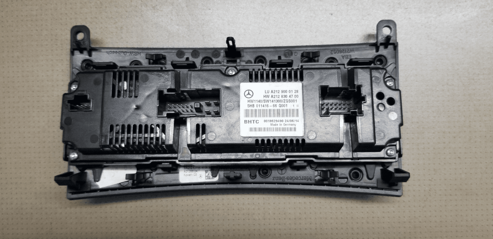 Mercedes E Class W212 Climate Control Switch Unit Button A2129000128 - Image 3