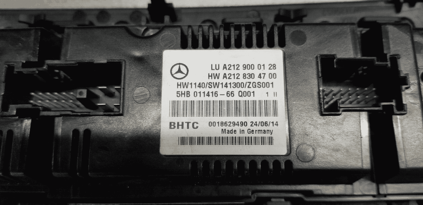 Mercedes E Class W212 Climate Control Switch Unit Button A2129000128 - Image 4