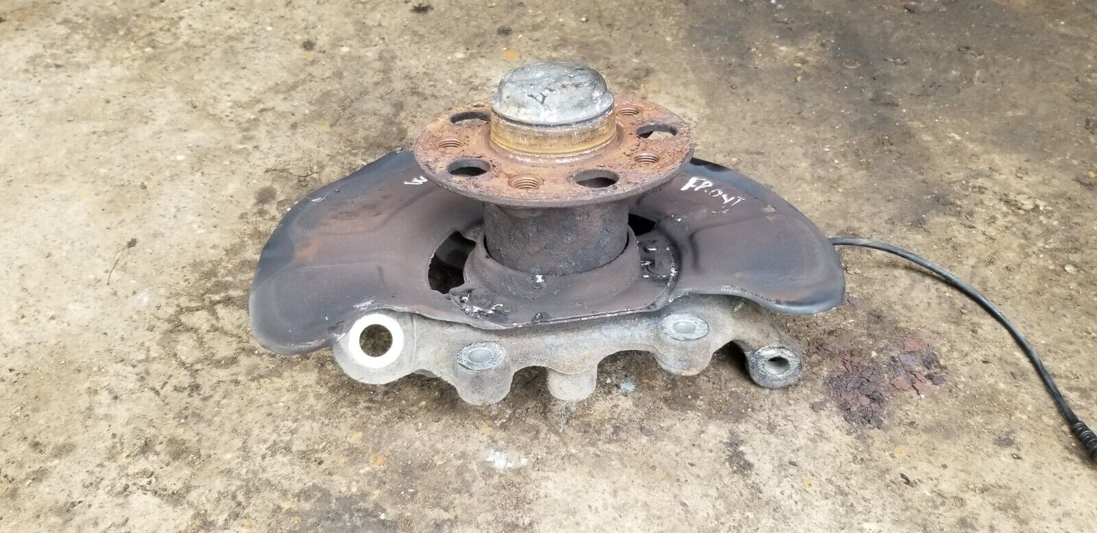 Mercedes E220 W212 Wheel Hub Carrier Front NS Left 2.1 Diesel 2015 |O - Image 5