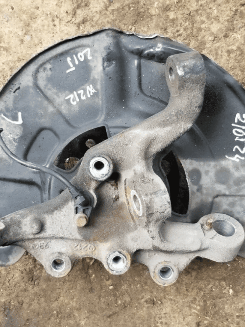 Mercedes E220 W212 Wheel Hub Carrier Front NS Left 2.1 Diesel 2015 |O