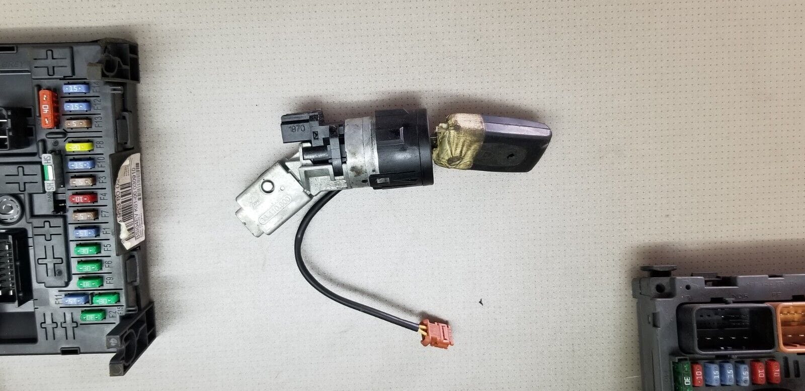 Peugeot Hdi 1.6 HDI ECU KIT/ Ignition Lock Set + Key 0281013872 - Image 8