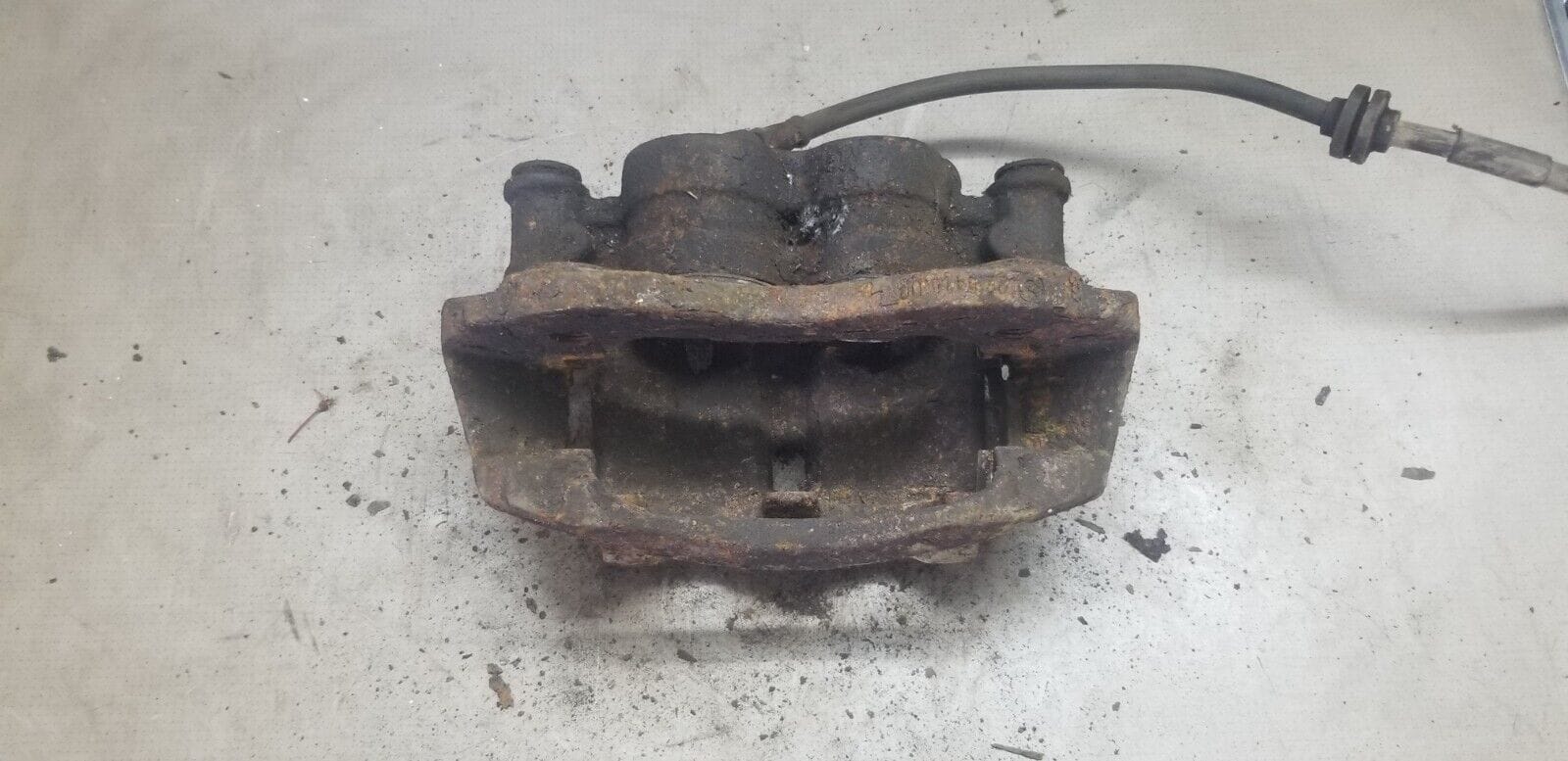 PEUGEOT BOXER FRONT RIGHT SIDE BRAKE CALIPER 2012 - Image 4