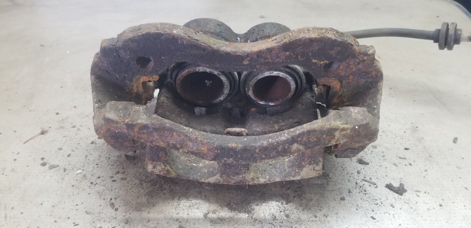 PEUGEOT BOXER FRONT RIGHT SIDE BRAKE CALIPER 2012 - Image 5