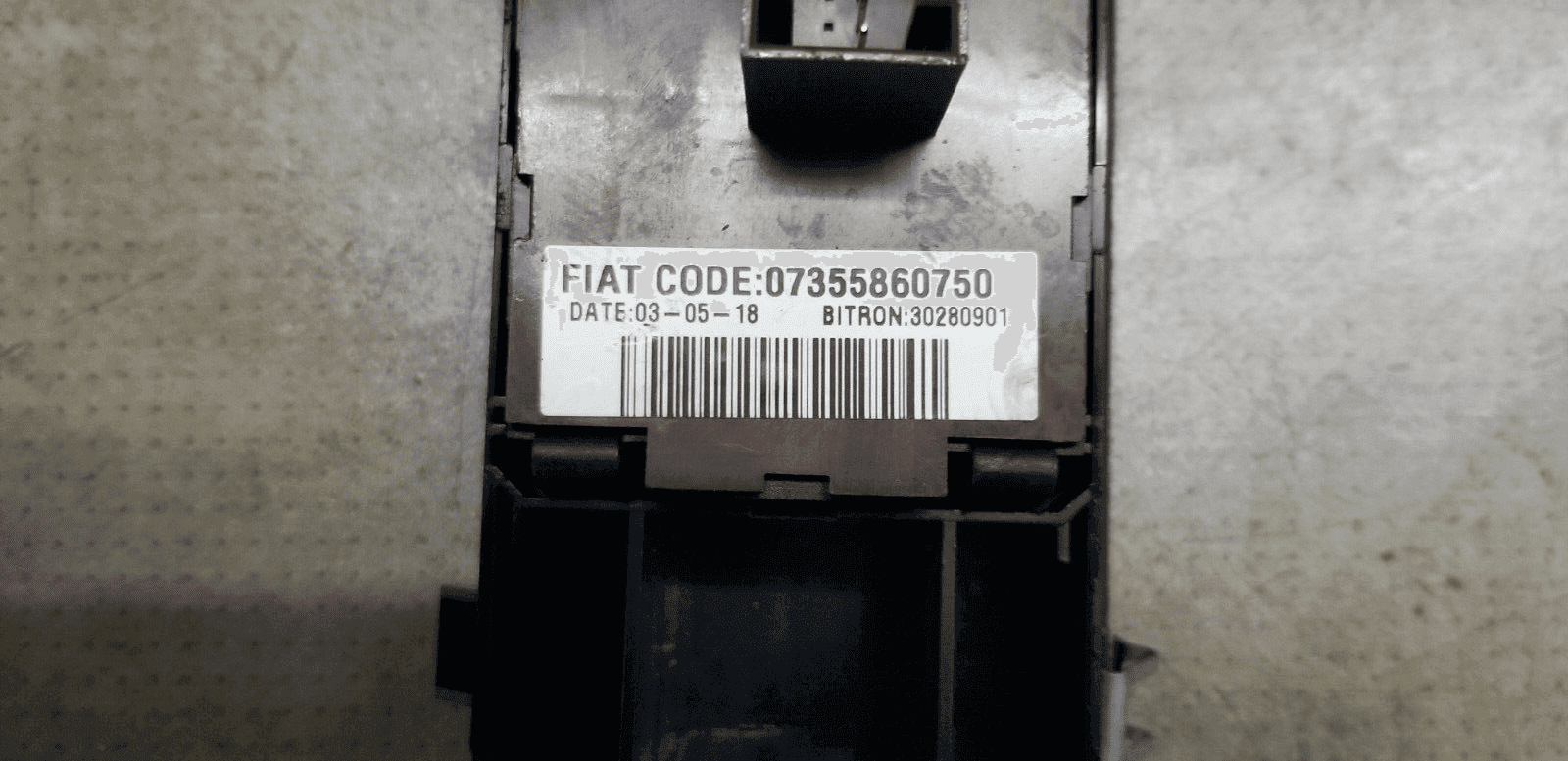 Peugeot Boxer Foglight Switch Panel Genuine P/N 07355860750 7355860750 - Image 4