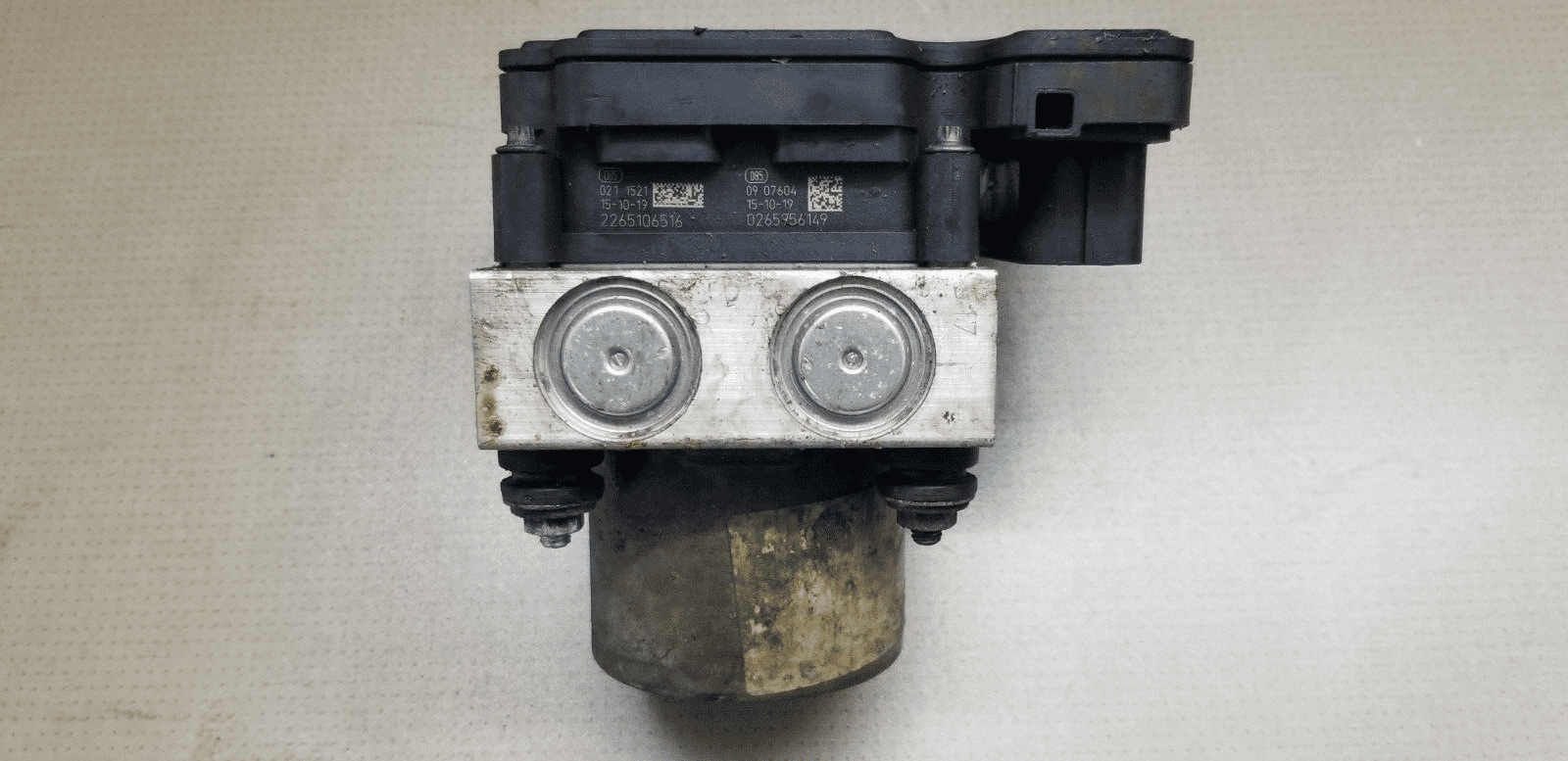 Renault Master 2016 2.3 ABS Pump ABS ECU Controller 2265106516 - Image 3