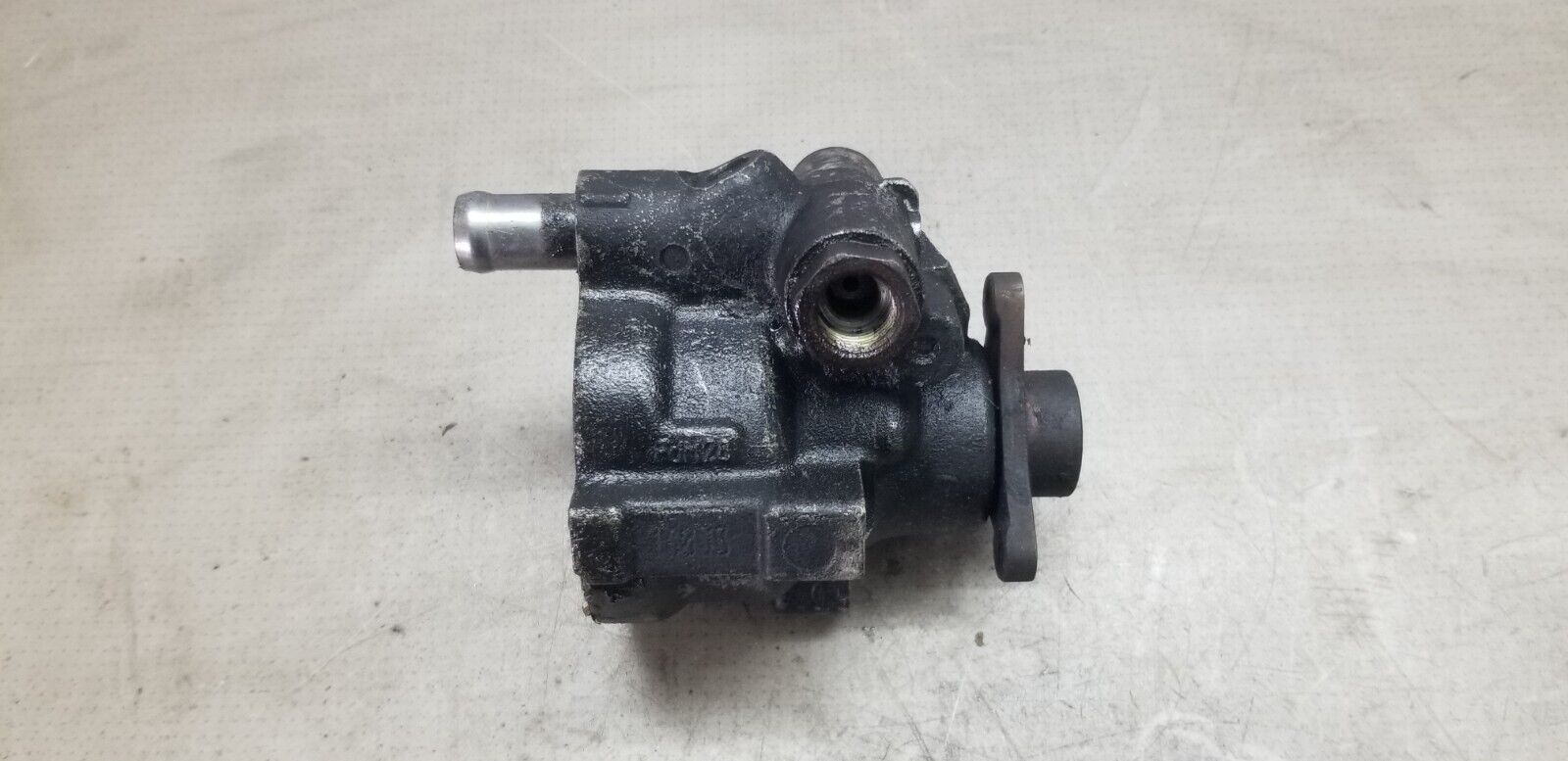 RENAULT MASTER 2.5 dci power steering pump - Image 3
