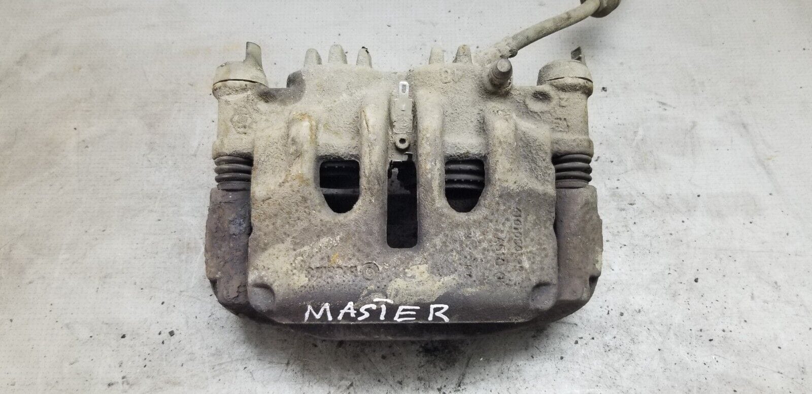 RENAULT MASTER Brake Caliper Passenger Front 2015 2.3 Diesel