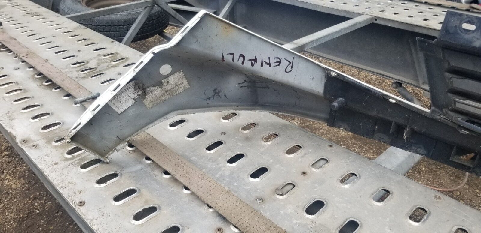 Renault Trafic 07-14 Front Bumper Upper Radiator Grill Panel White - Image 8