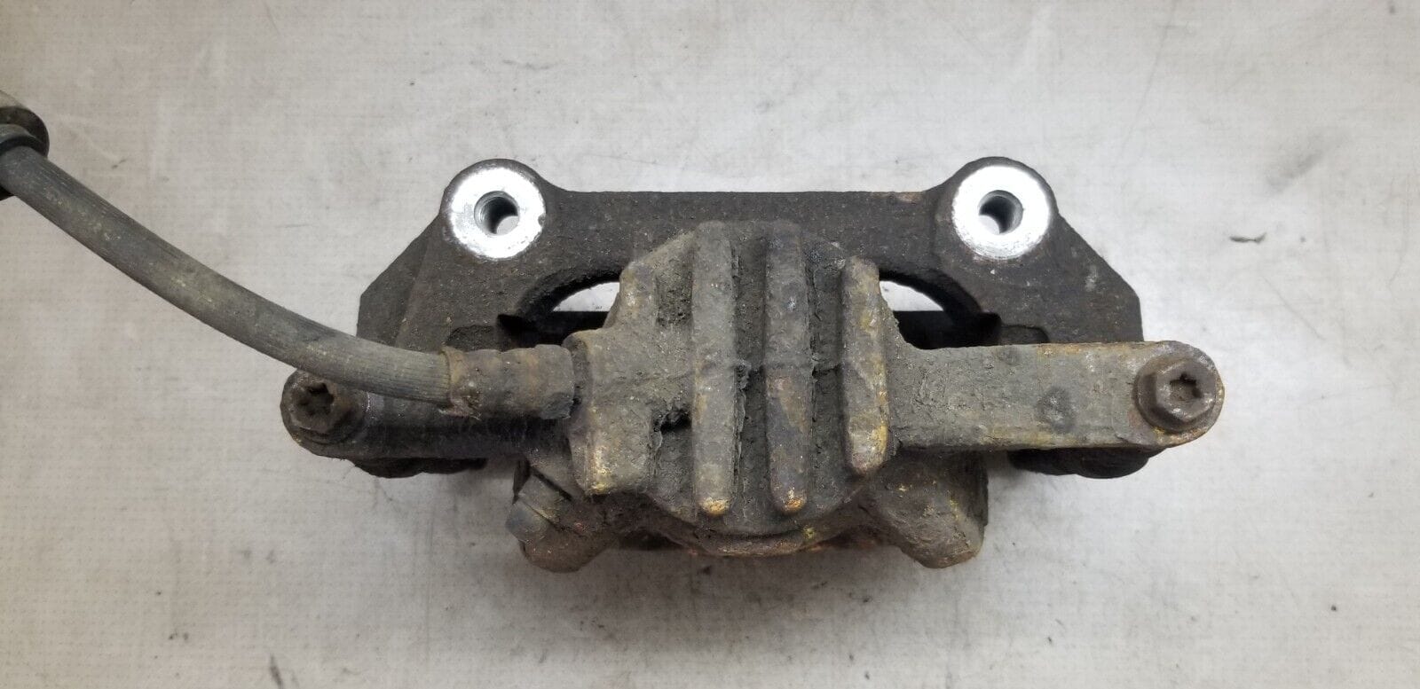 RENAULT TRAFIC 1.6 DIESEL DRIVERS SIDE FRONT BRAKE CALIPER OSF 2015 - 2019 - Image 3