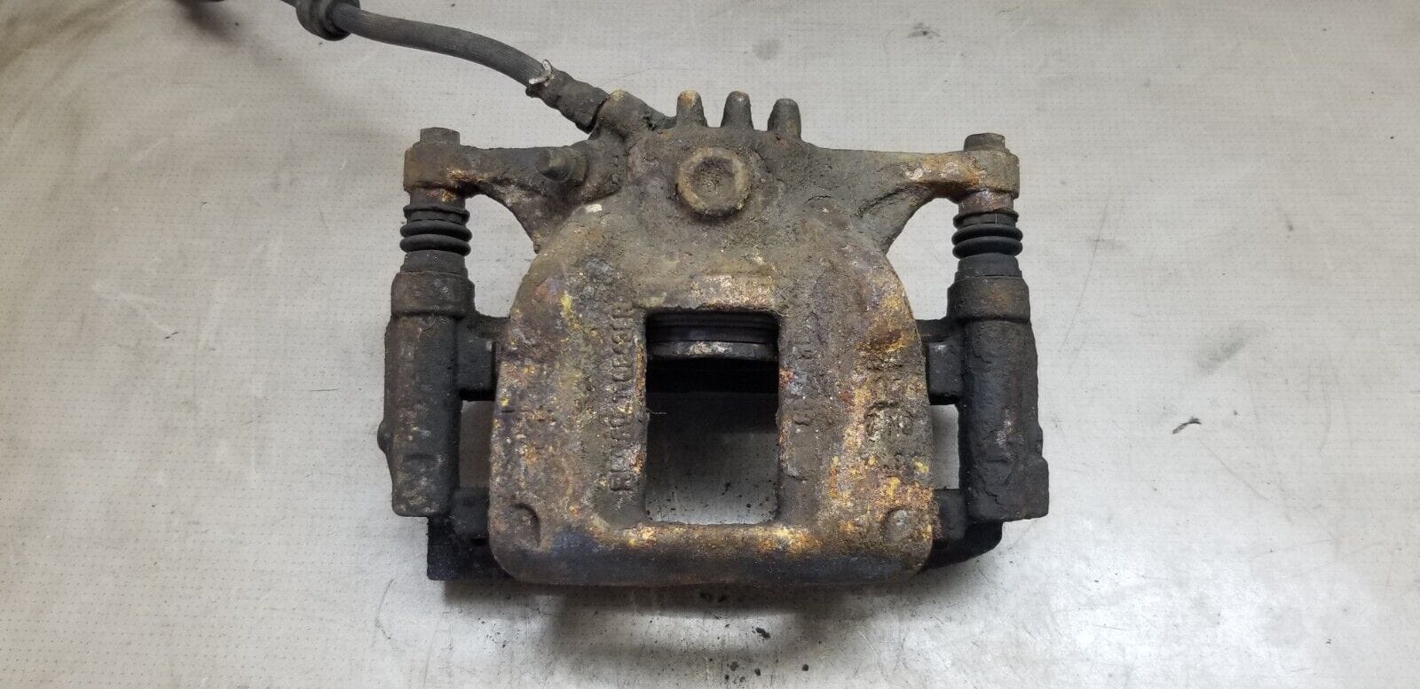 RENAULT TRAFIC 1.6 DIESEL DRIVERS SIDE FRONT BRAKE CALIPER OSF 2015 - 2019