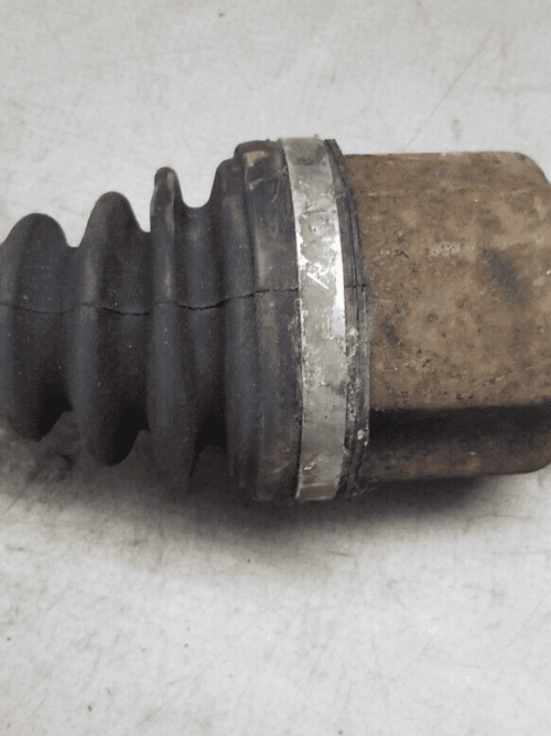 Front right (O/S) driveshaft for Renault Trafic 2.0 Diesel 2012 model