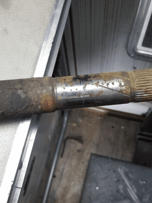 Driver side driveshaft for Renault Trafic 2.0 Diesel 2012 – OEM replacement