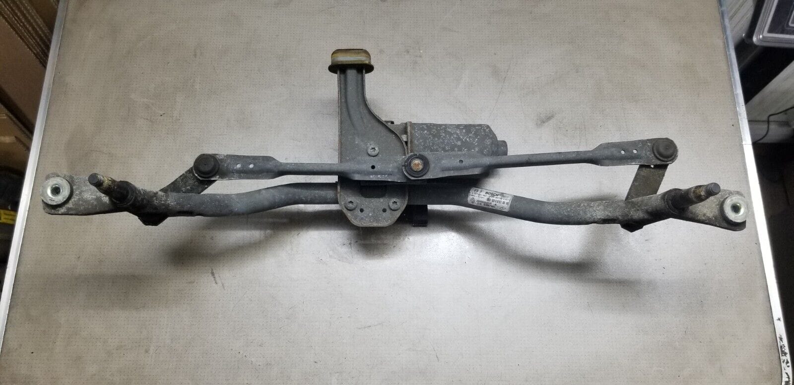 Renault Trafic III Wiper Linkage With Motor 288002950R 2014-2024 - Image 4