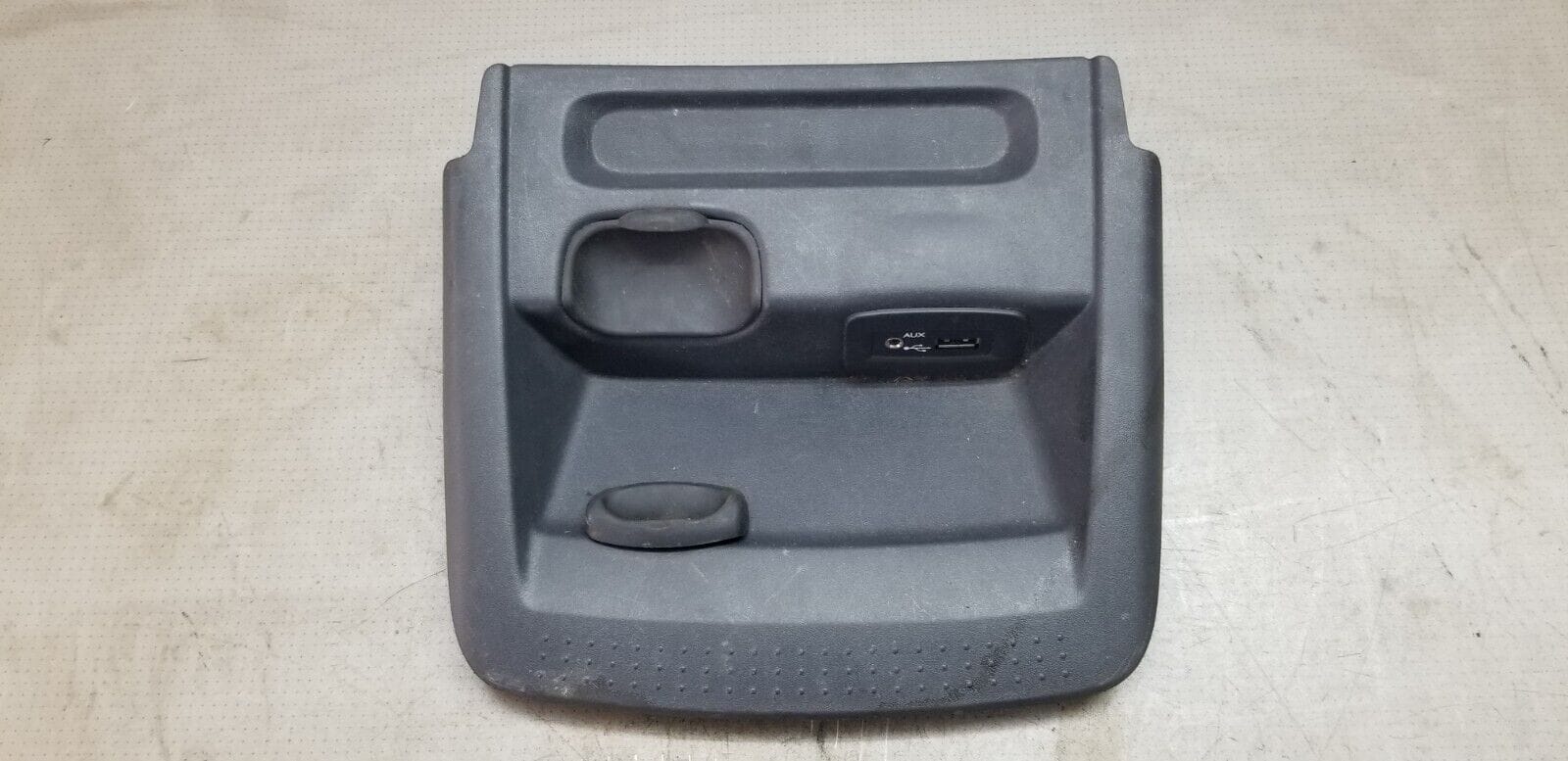 RENAULT TRAFIC Storage Compartment With Radio Remote 2014 Diesel 8200933912 - Image 4