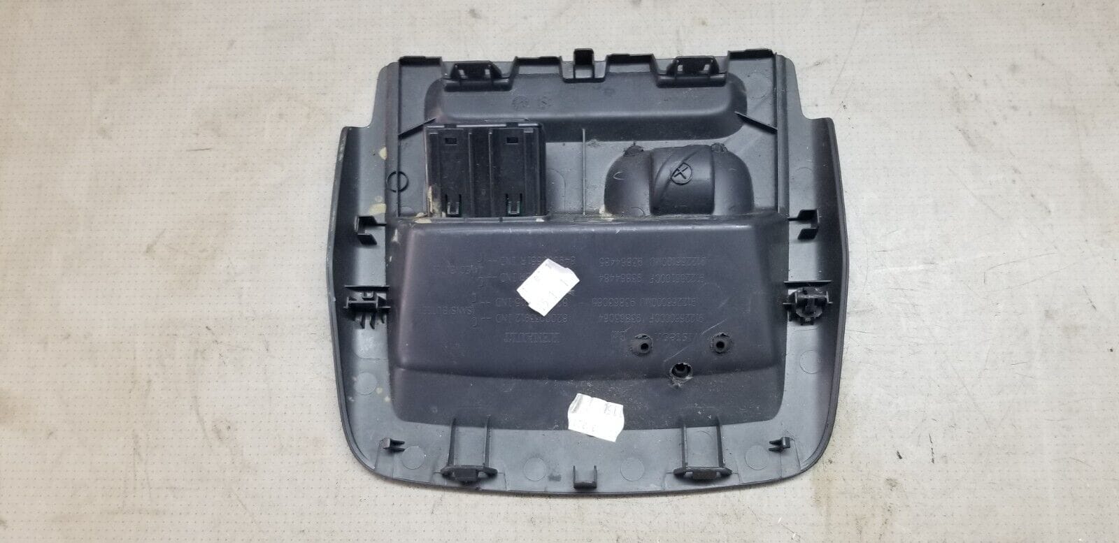 RENAULT TRAFIC Storage Compartment With Radio Remote 2014 Diesel 8200933912 - Image 5