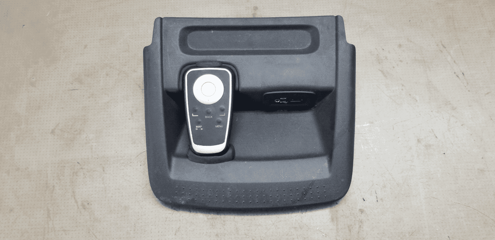 RENAULT TRAFIC Storage Compartment With Radio Remote 2014 Diesel 8200933912