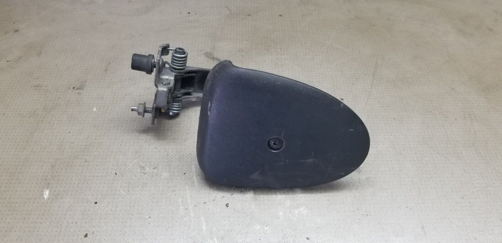 RENAULT TRAFIC VAN 2014-18 OFFSIDE RIGHT REAR DOOR CHECK STRAP 824302173R