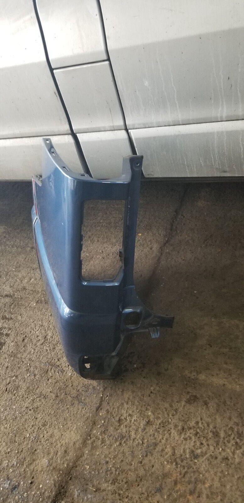 Renault Trafic Vivaro 2015-2019 Left Side Rear N/S/R Bumper Corner 850176712R |O - Image 3