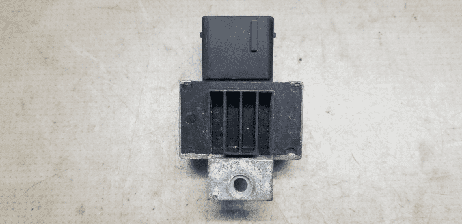 RENAULT TRAFIC VIVARO PRIMASTAR GLOW PLUG CONTROL MODULE/RELAY 2007-2013 - Image 4