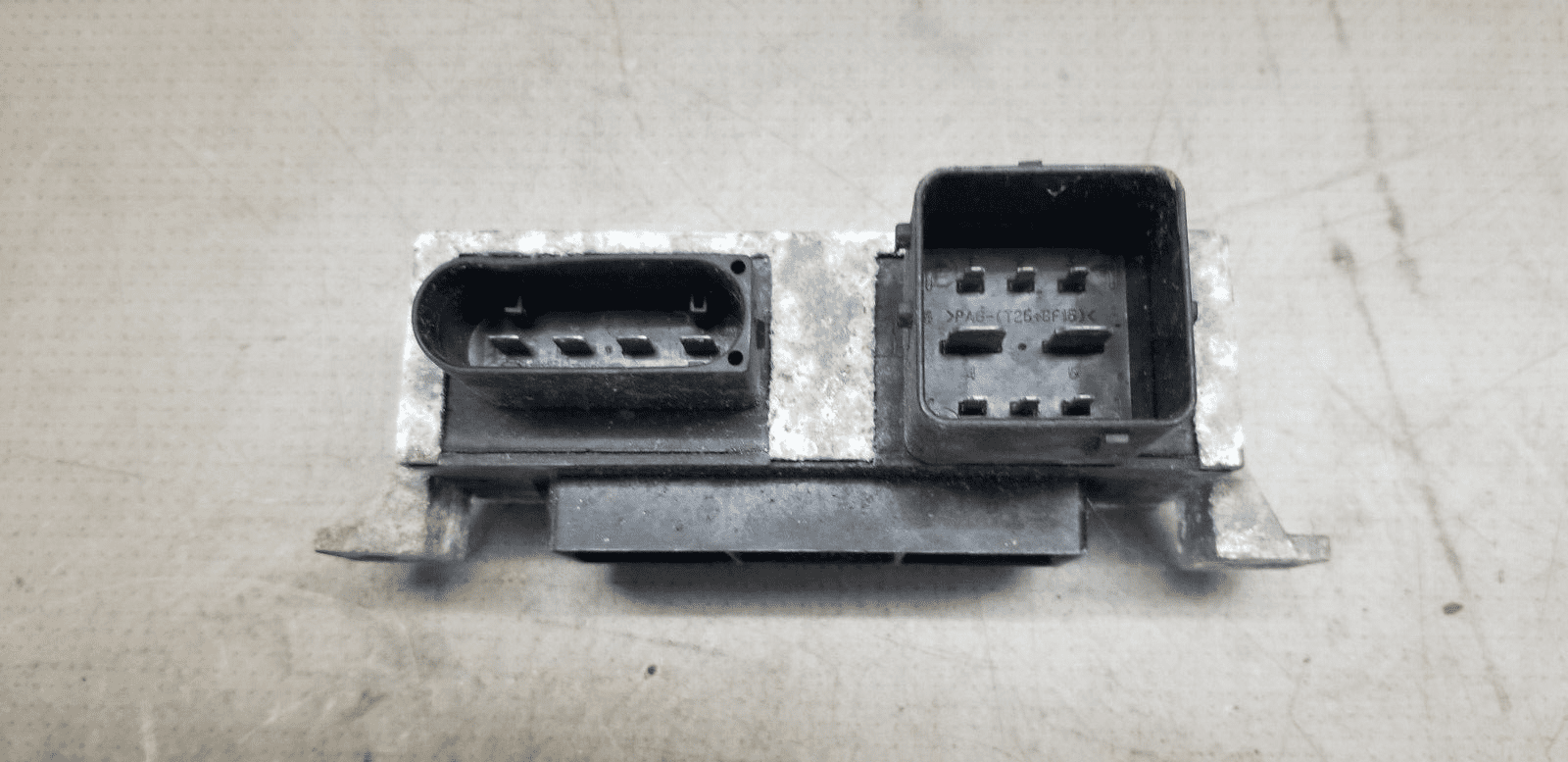 Renault Glow Plug Relay 8200558438 - Image 3