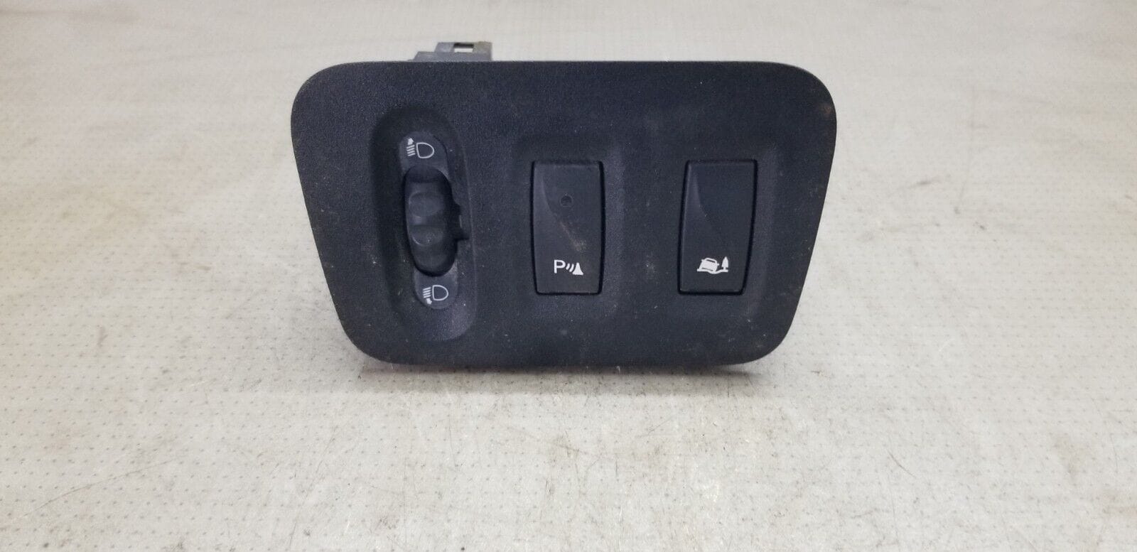 Renault Master MK3 2015 Headlight Adjustment Switch Panel 684950001R