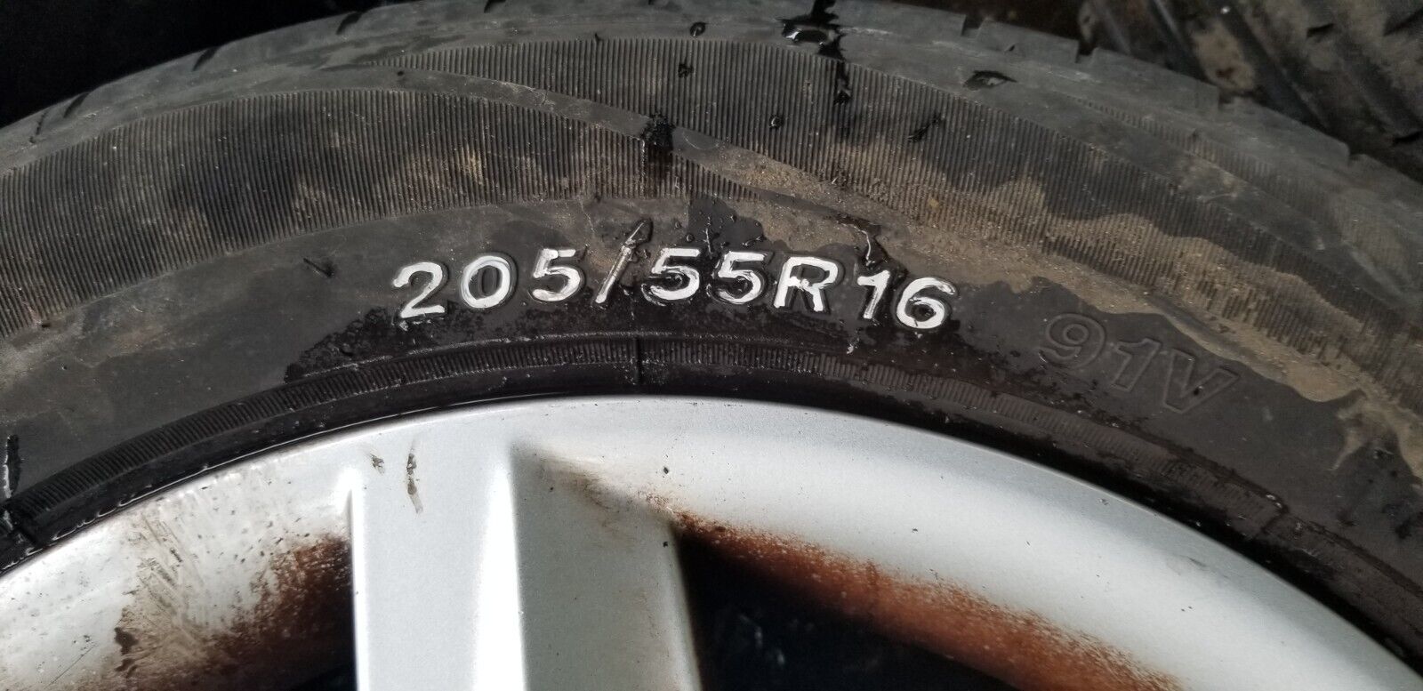 Seat Leon mk2 16inch Alloy Wheels and tyre set ET50 5PO601025K - Image 9