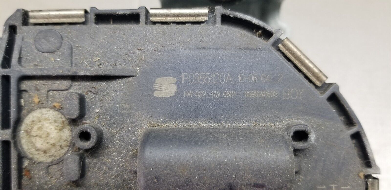 Seat Leon Mk2 2005-2012 Front Wiper Motor with Linkage Right Side 1P0955120A |O - Image 3